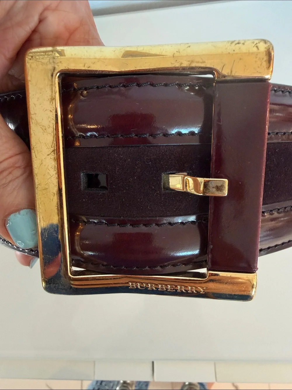 Burberry Men’s Dark Brown Leather Belt with Gold Buckle Retail:$ $450-$550